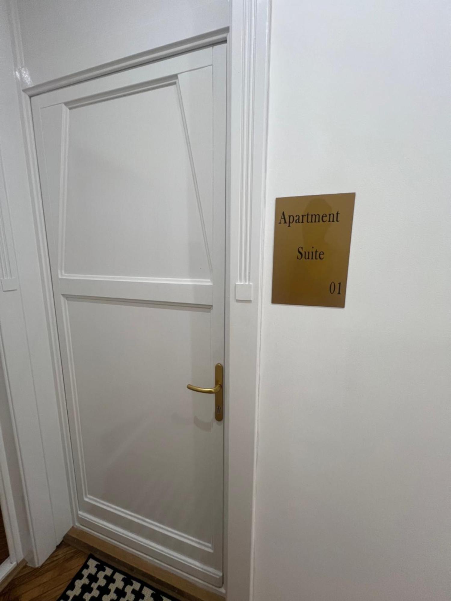Suite Apartment Hidden Gem Next Synagogue - A 부다페스트 외부 사진
